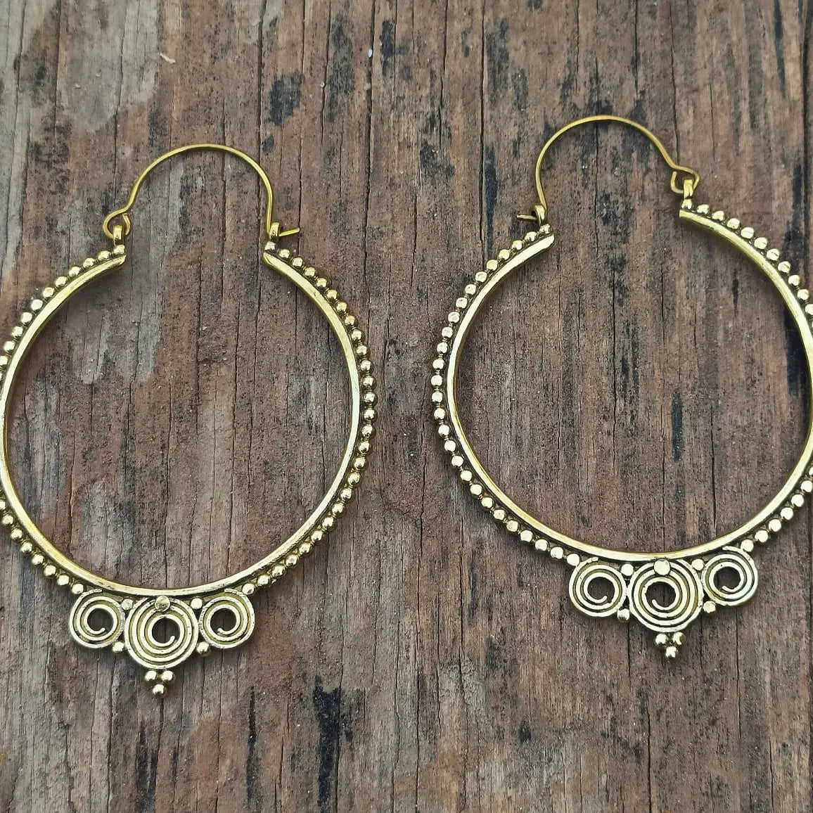 Brass Dotted Circles Hoop Earrings