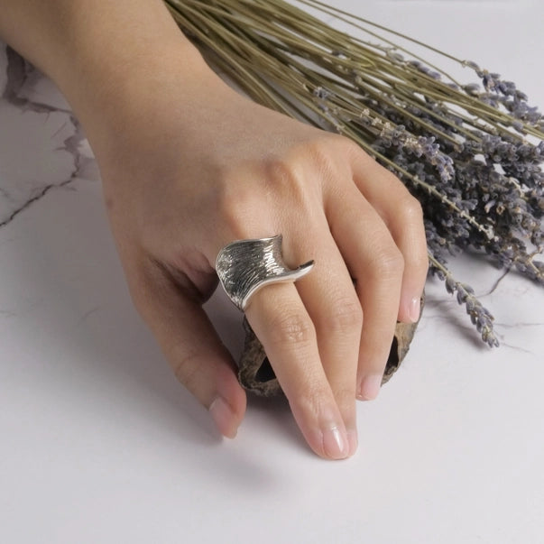 Brass Clamshell Ring