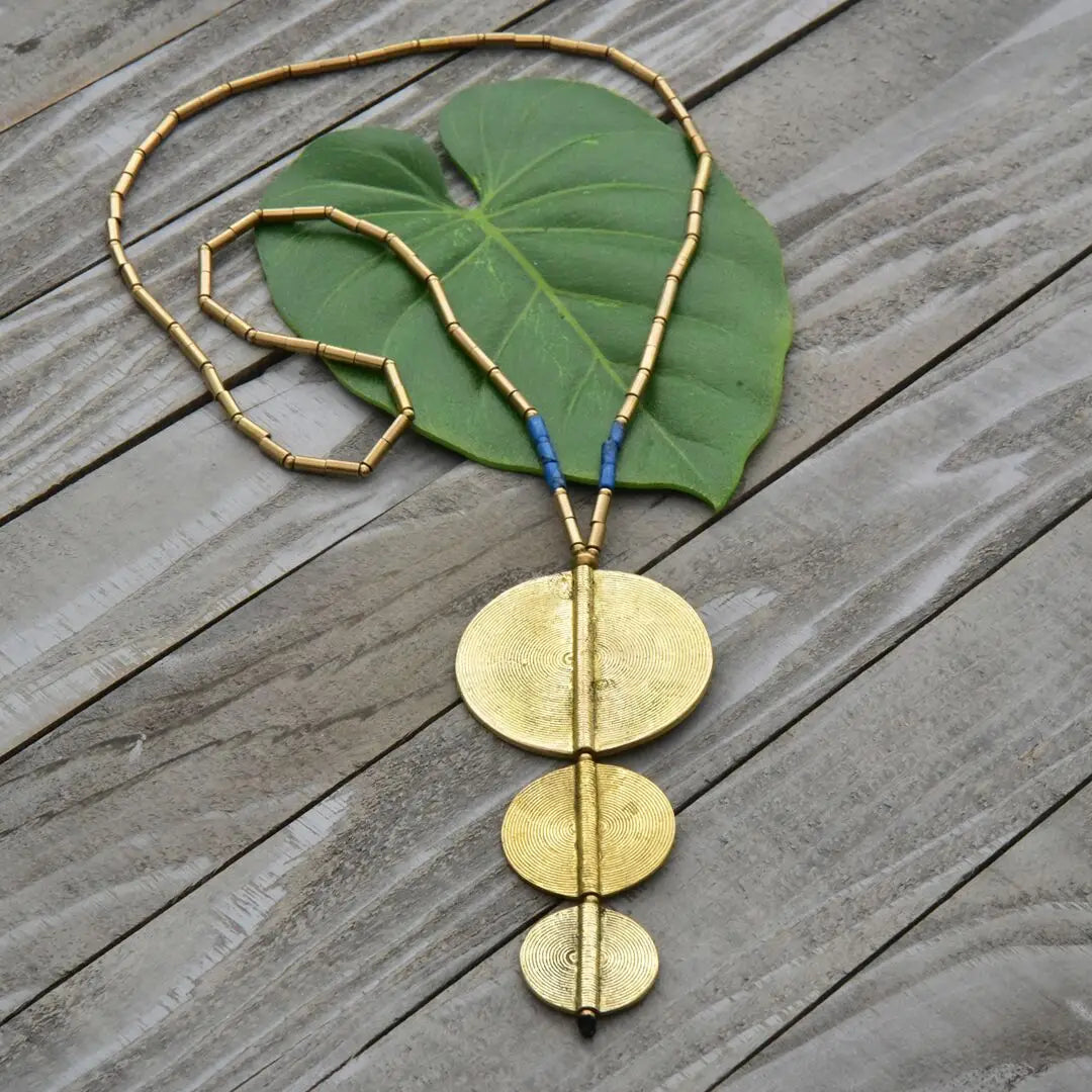 Graduated Circle Pendant Necklace