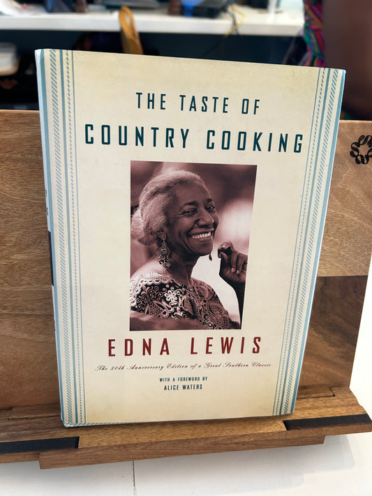 The Taste of Country Cooking-Edna Lewis