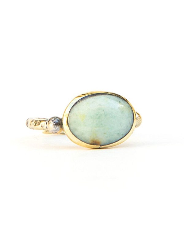 JULIETA CHALCEDONY RING