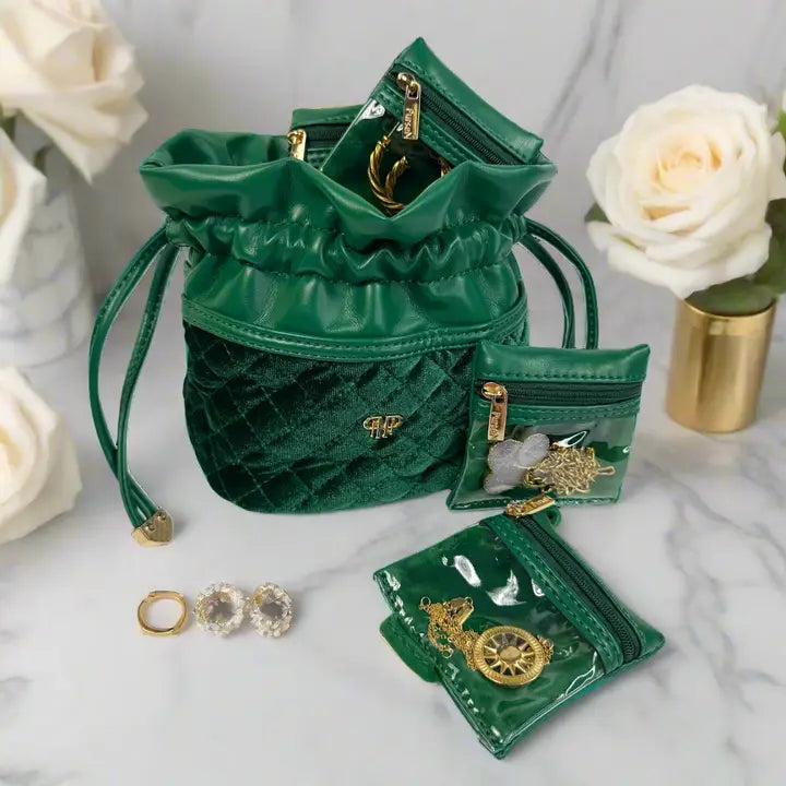 Oprah’s Favorite Things 2021- Jewelry Case: Emerald Velvet