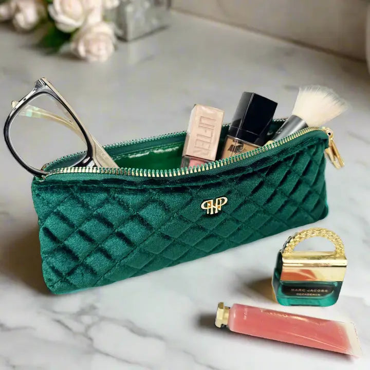 Sleek Stash Go-to-Case- Emerald Velvet