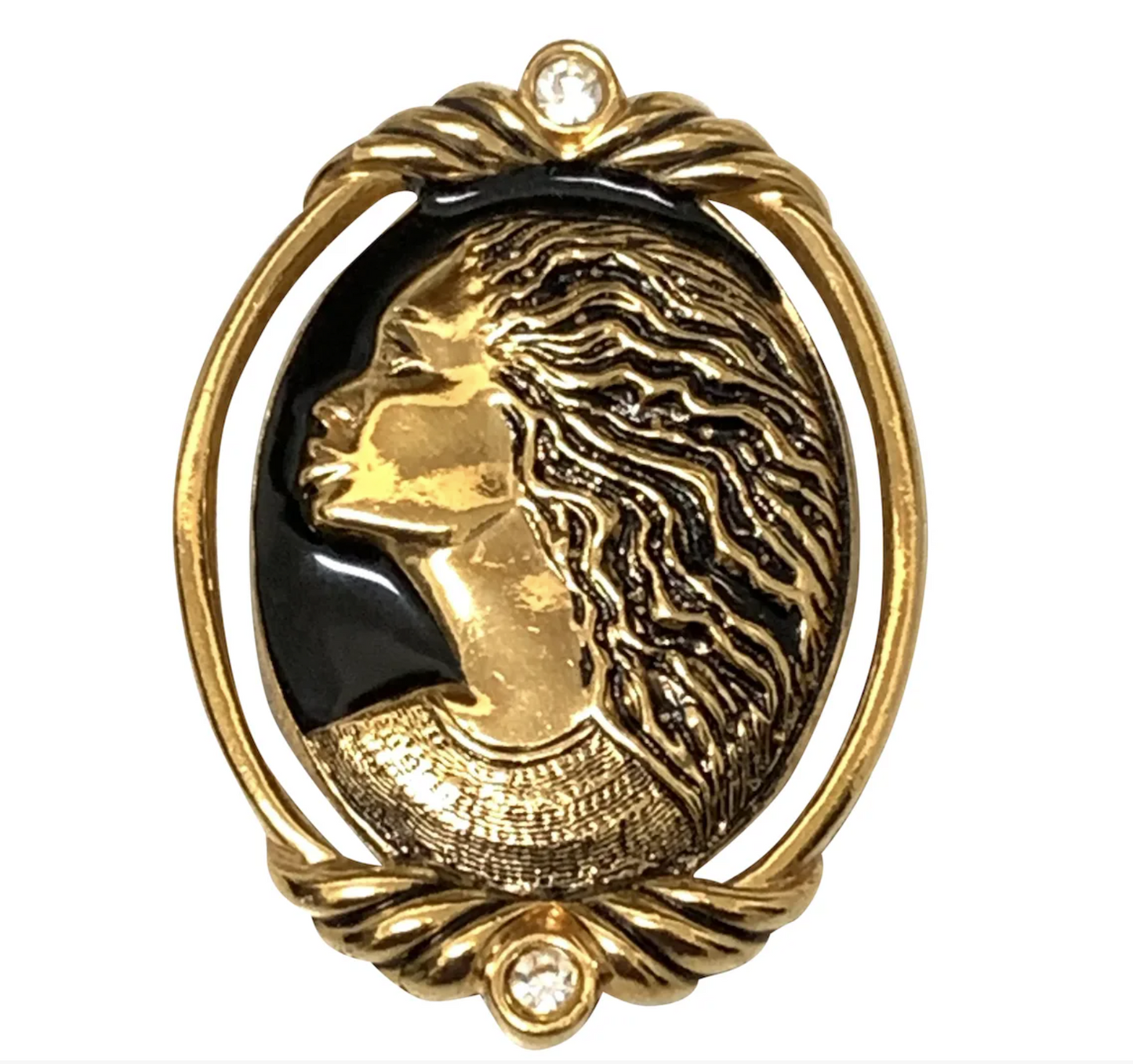 Vintage Cameo Pin - Coreen Simpson