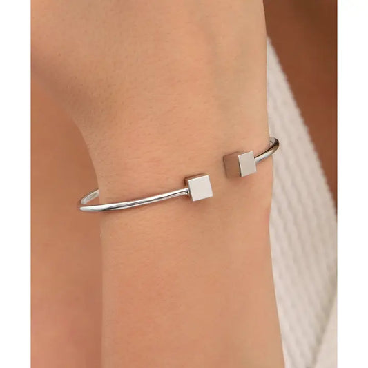 Silverstone Adjustable Rectangular Shapes Bracelet