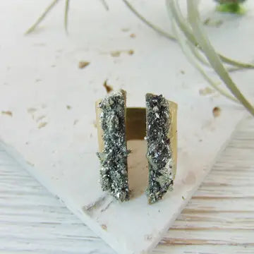 Sweet Magnolias Raw Stone Ring