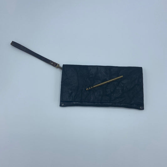 Single Bar Wristlet Clutch - by Rebel