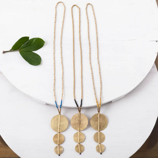 Graduated Circle Pendant Necklace