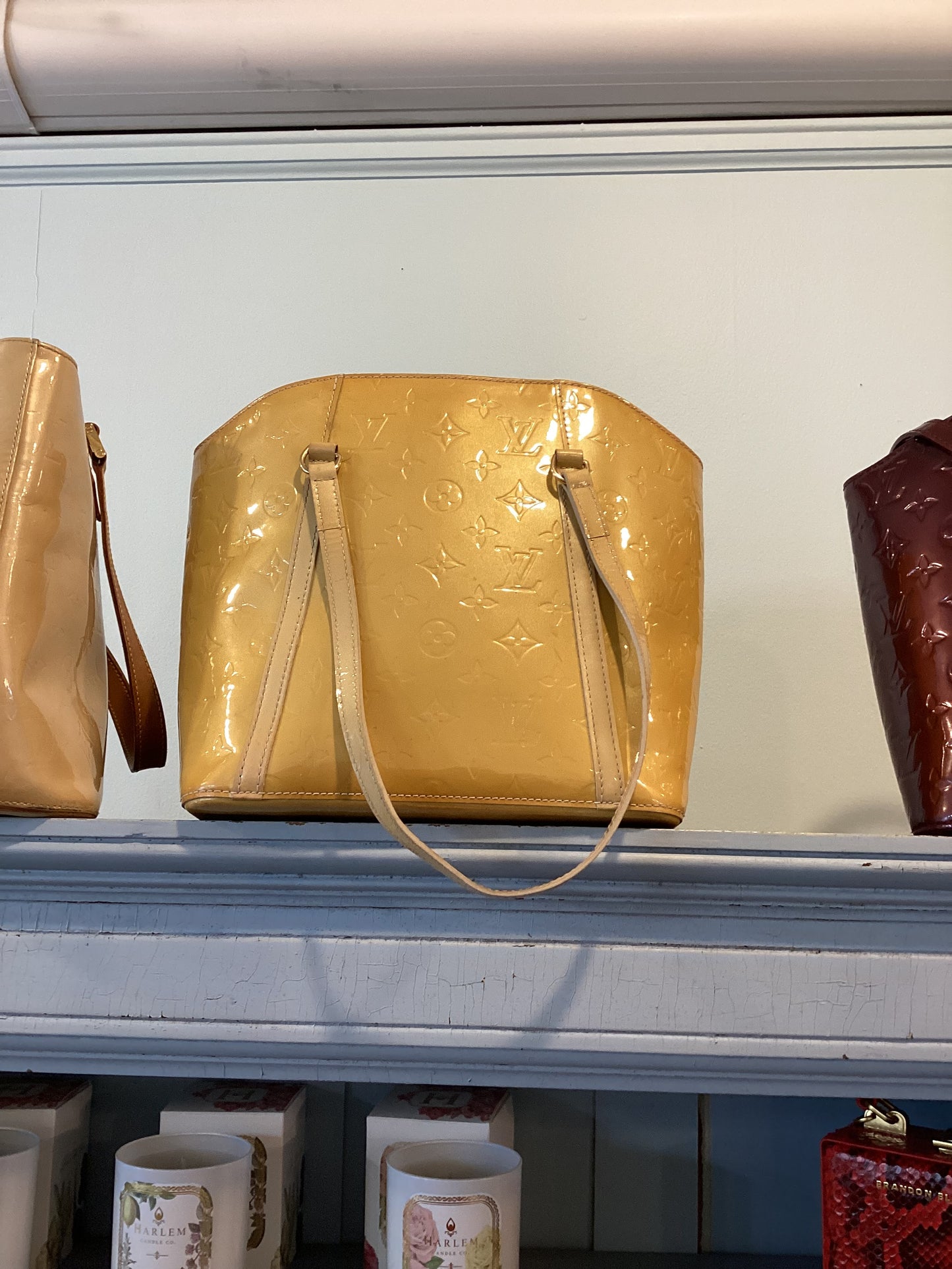 Louis Vuitton LV Yellow Monogram Vernis Avalon MM (Pre Loved 2012)