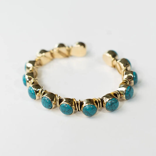 Charo Howlite Cuff