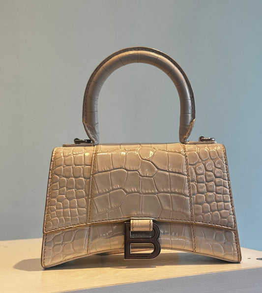 Cream Alligator Skin Purse