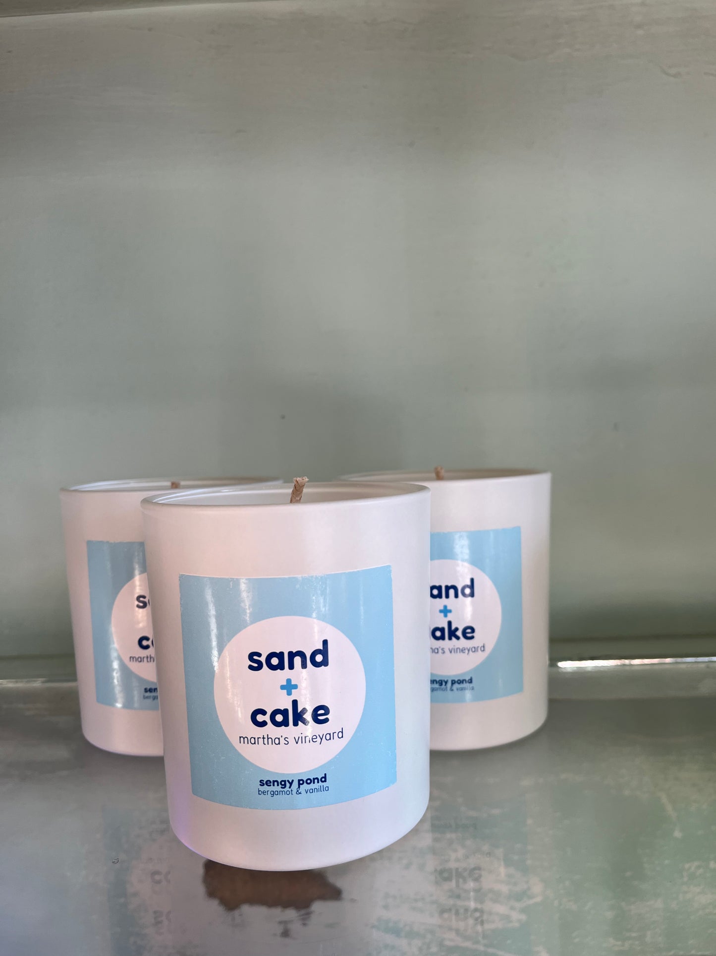 Sengy Pond Beach Candle - Sand and Cake