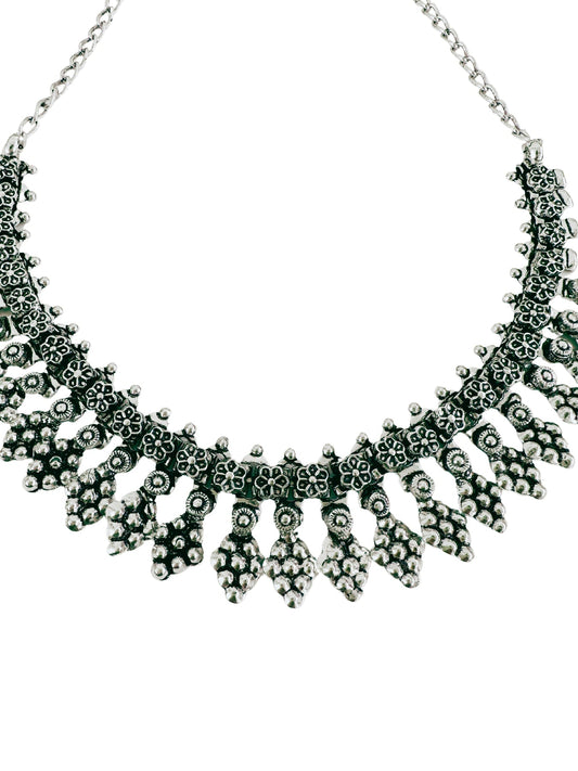 Makena Silver Necklace